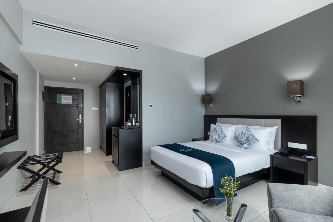 Maradha Hotel Colombo